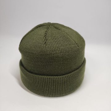 3977747211_shapka-z-vidvorotom